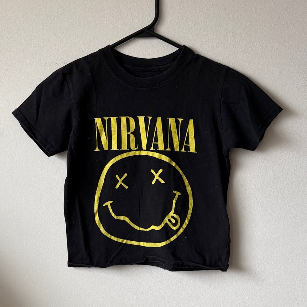 NIRVANA Kids Tee in Black and Yellow